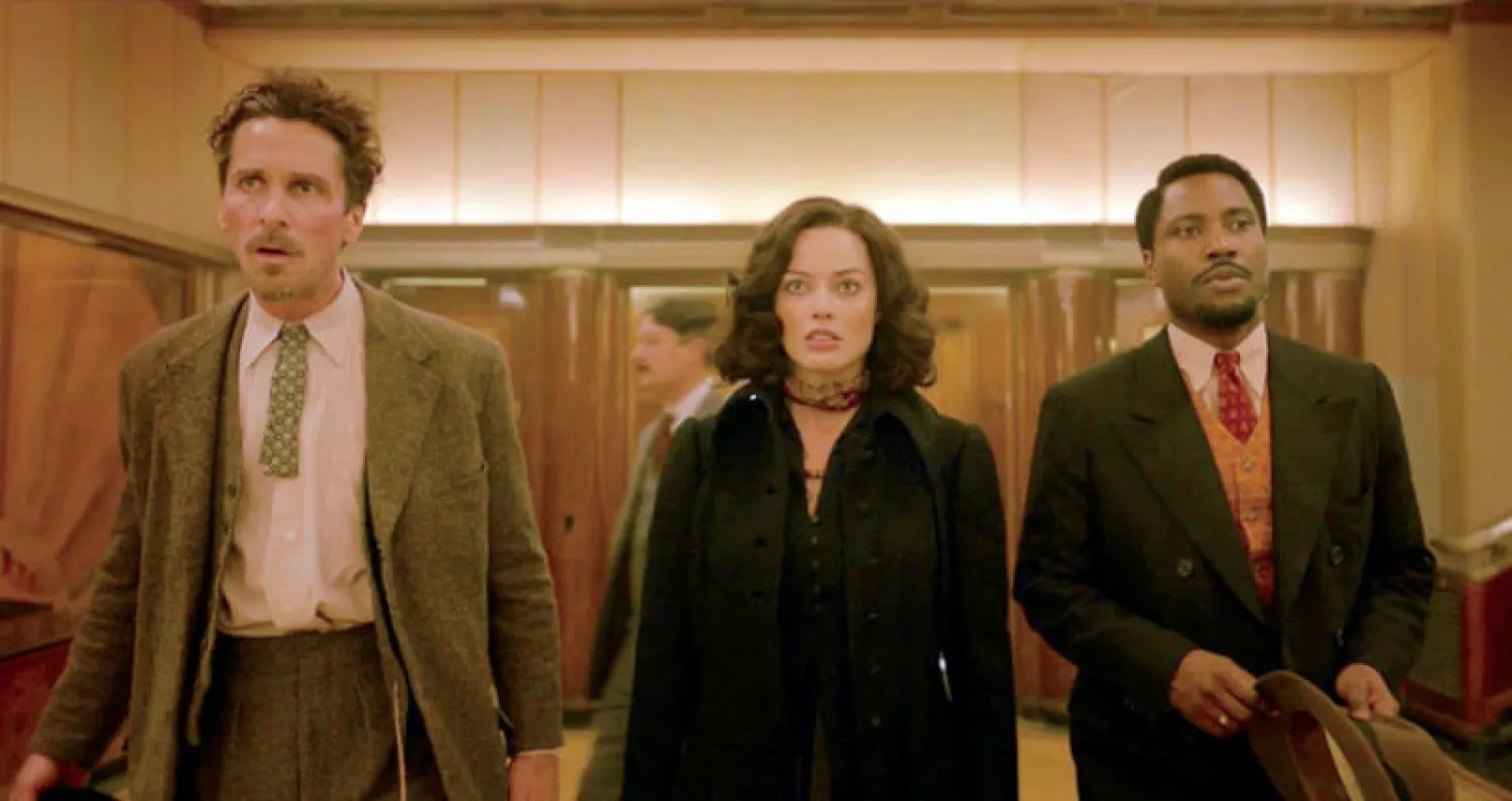 شاشة الناقد