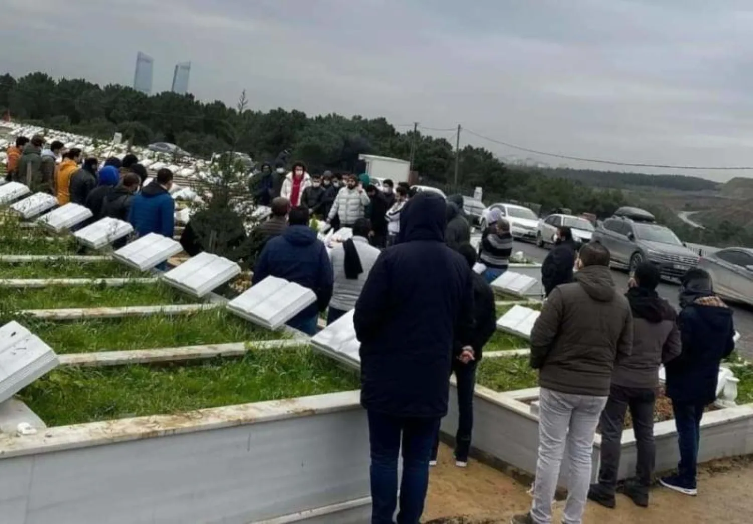 مجموعة من «شباب الإخوان» منتمية لـ«جبهة التغيير» خلال تجمع لهم (صفحات على «فيسبوك» و«تليغرام»)