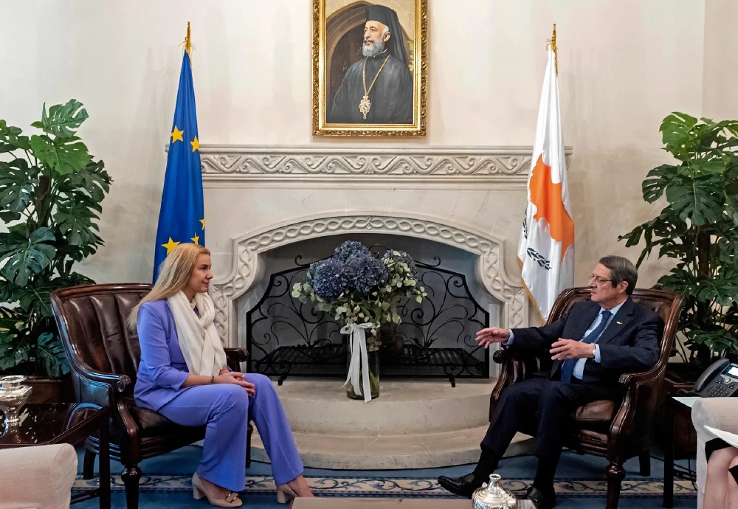 Cypriot President Nikos Anastasiades meets with the European Union's energy commissioner, Kadri Simson (L), on the sidelines of the East Mediterranean Gas Forum (Energy Transition Conference) in the capital of Cyprus Nicosia on October 14, 2022. (AFP)