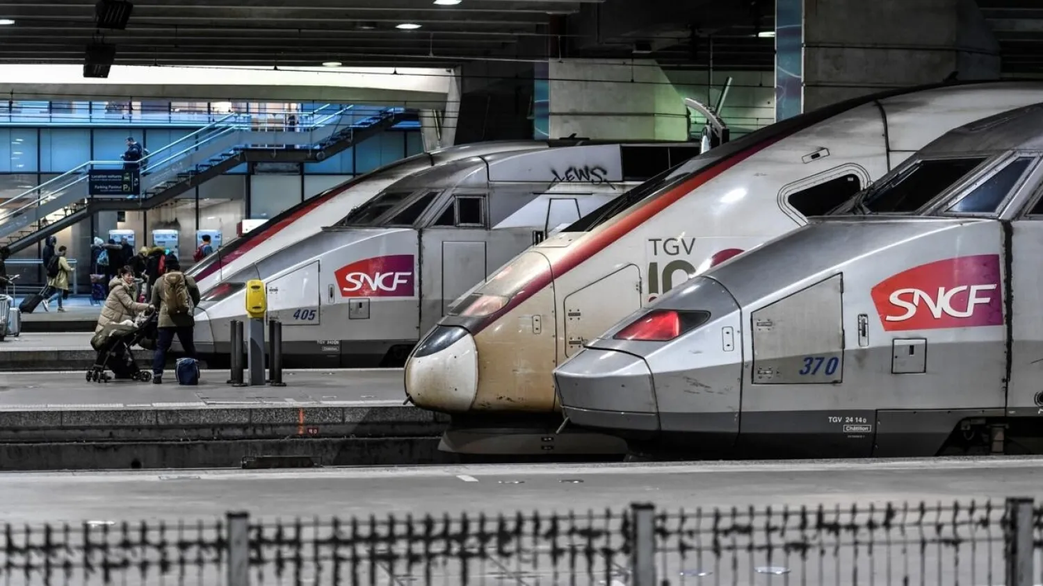 Rail operator SNCF will see 'severe disruptions' with half of train services cancelled, Transport Minister Clement Beaune said STEPHANE DE SAKUTIN AFP/File
