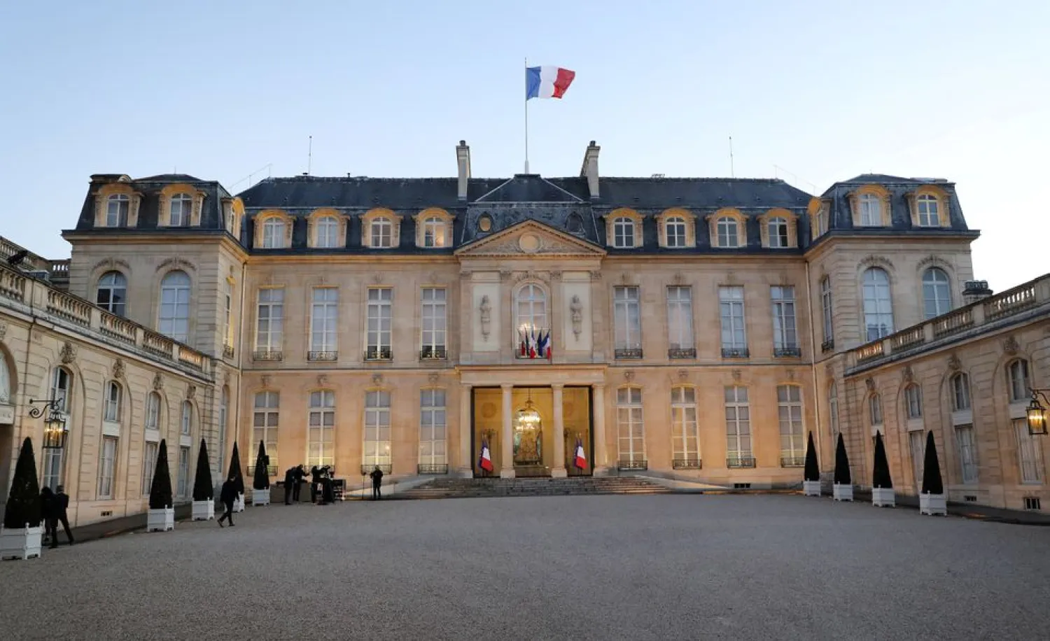 A general view of the Elysee Palace, in Paris, France March 24, 2020. Ludovic Marin/Pool via REUTERS/File Photo