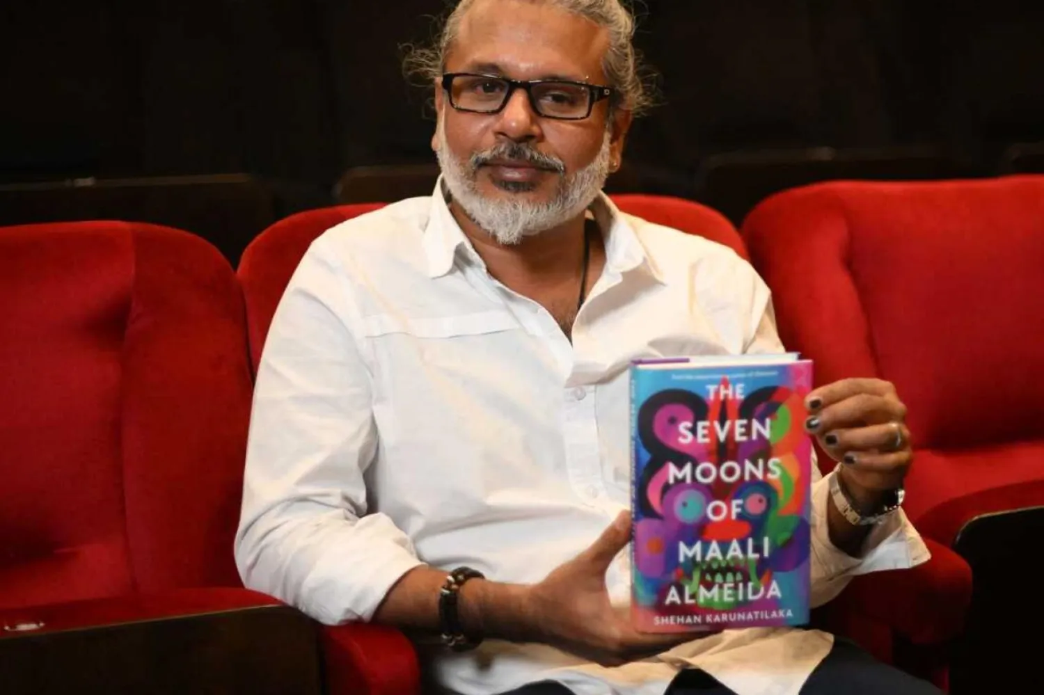 Claudia Jung Tür An Tür صحيفة الشرق الأوسط - Booker Ödülü'nü kazanan Sri Lankalı yazar