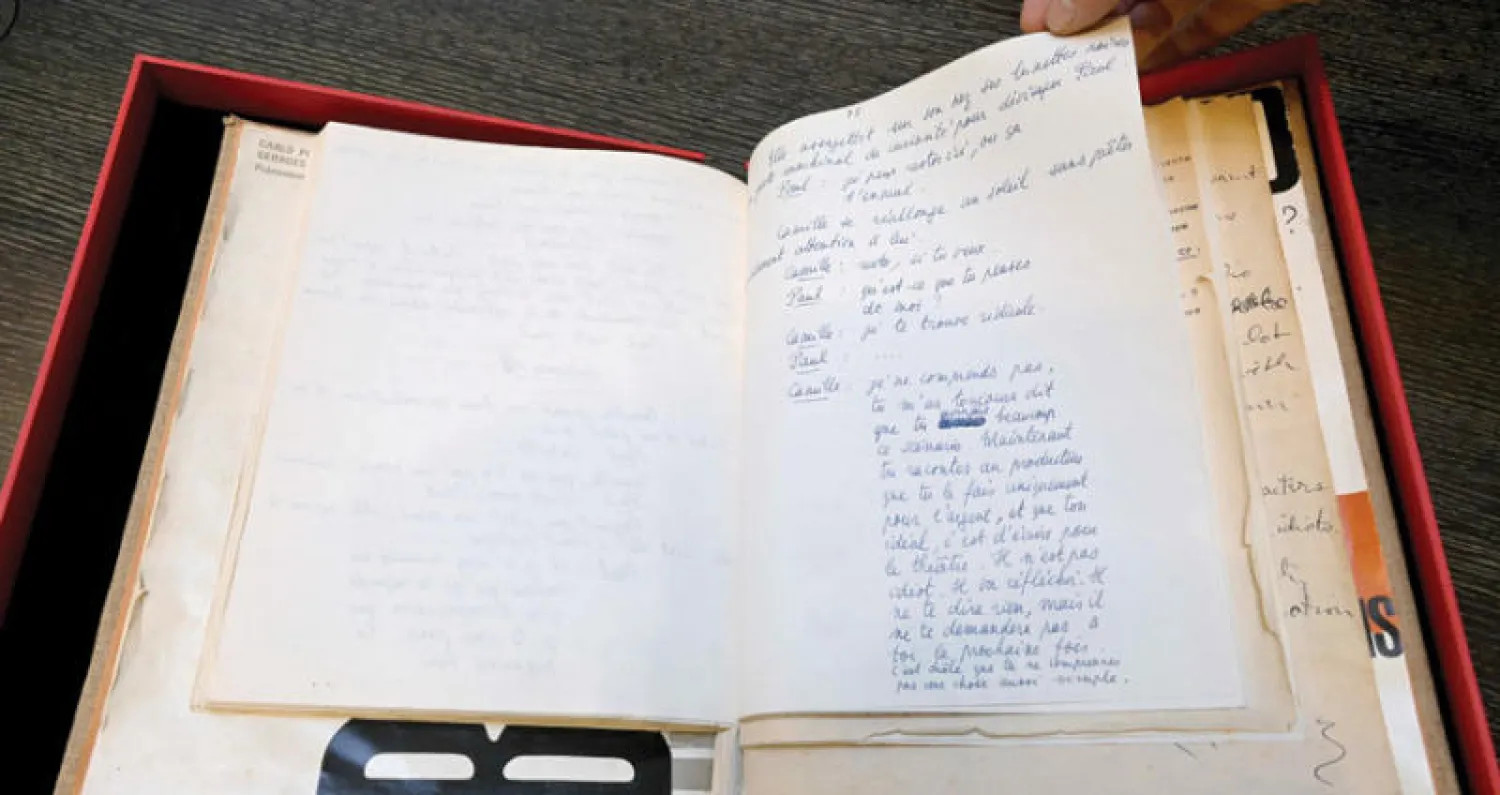 مخطوطة مكتوبة بخط اليد لسيناريو فيلم «ميبري» (أ.ف.ب)