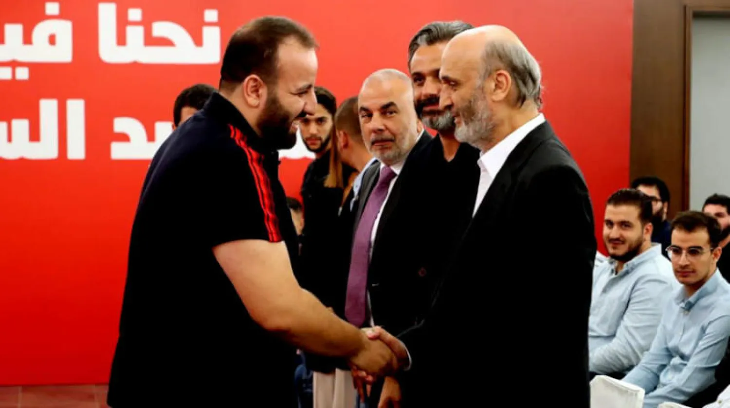 جعجع خلال لقائه طلاب اليسوعية (القوات اللبنانية)