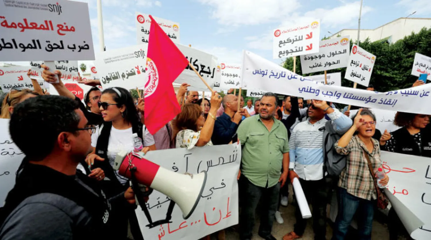 وقفة احتجاجية للصحافيين في 13 أكتوبر تطالب بمزيد من الحريات (إ.ب.أ)