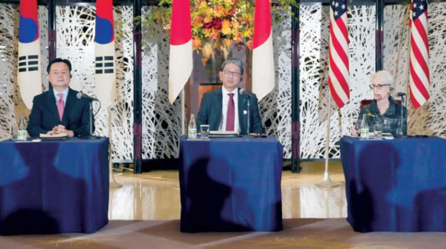 Çarşamba günü Güney Kore, Japonya ve ABD'den yetkililer Tokyo'da bölgesel güvenliği ele aldı (EPA)