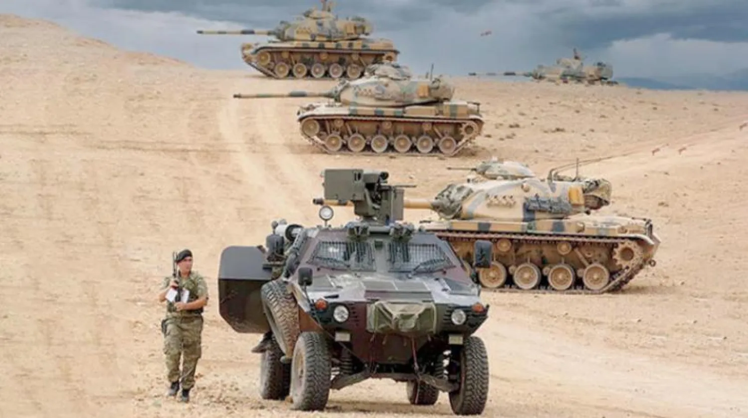 Suriye sınırı yakınlarındaki Türk ordusu. (Arşiv)