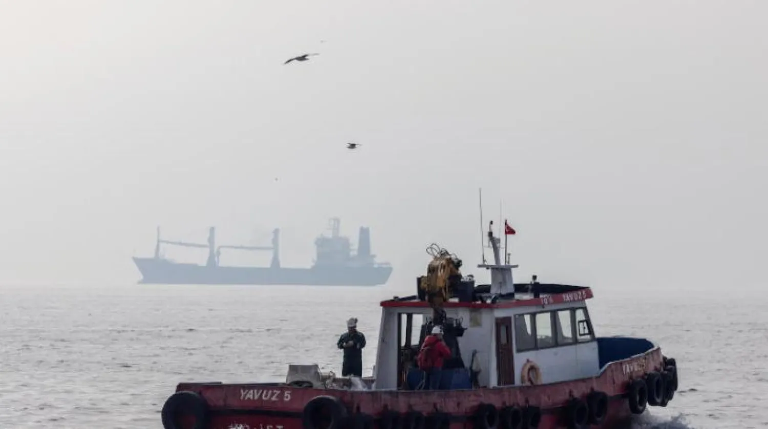 Ticaret gemileri Yenikapı açıklarında bekliyor (Reuters)
