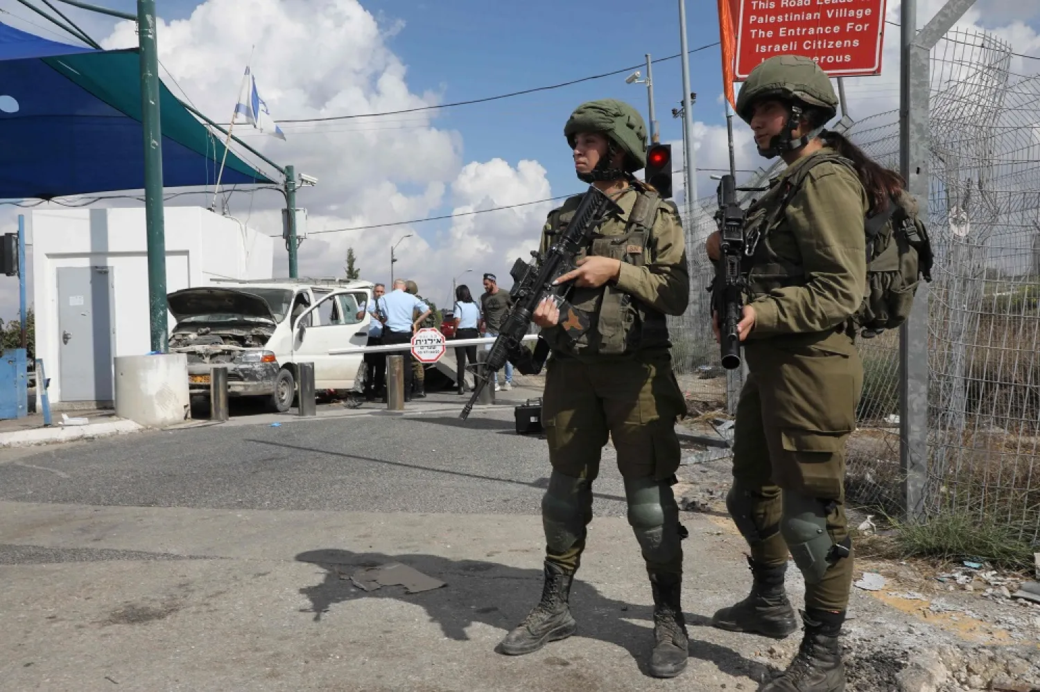 Palestinian Shot Dead After Driving Car Into Israeli Officer