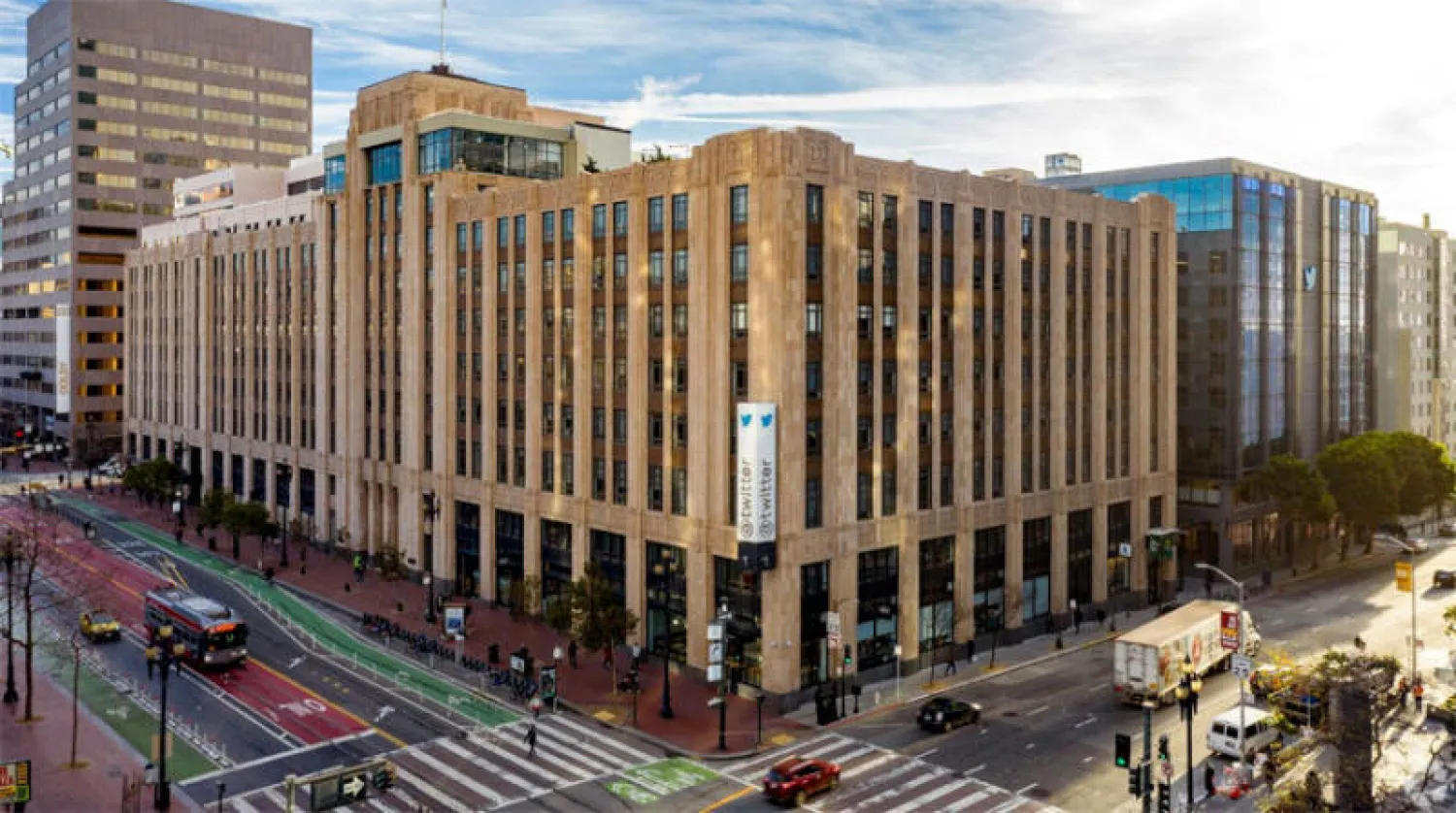 انسحاب المعلنين يضرب إيرادات «تويتر»