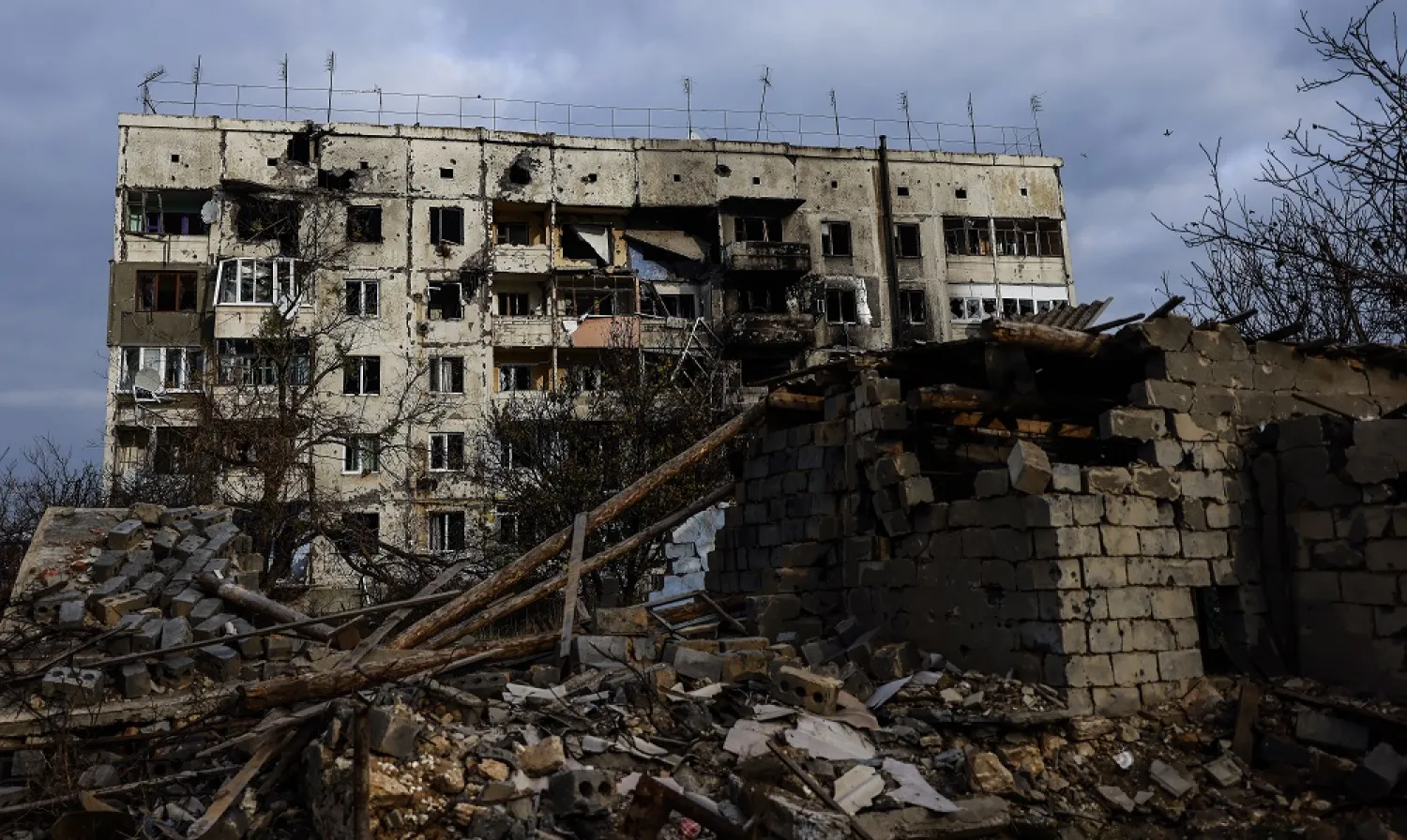 A destroyed residential building in Arkhanhelske, in the northern Kherson region, 06 November 2022. (EPA)