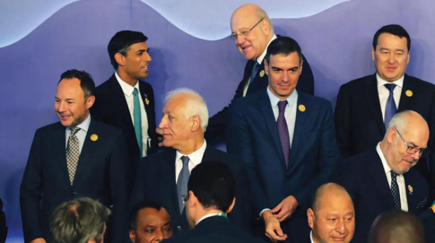 ميقاتي في حديث جانبي مع سوناك في قمة (كوب 27) (إ.ب.أ)