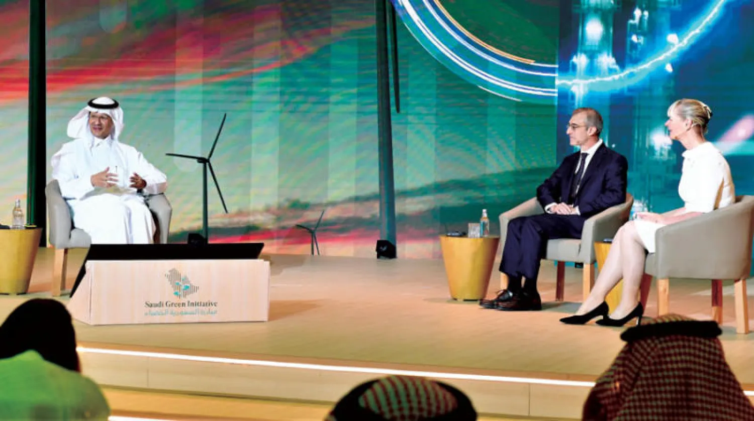 الأمير عبد العزيز بن سلمان متحدثاً بداية انطلاق النسخة الثانية من منتدى مبادرة السعودية الخضراء (واس)