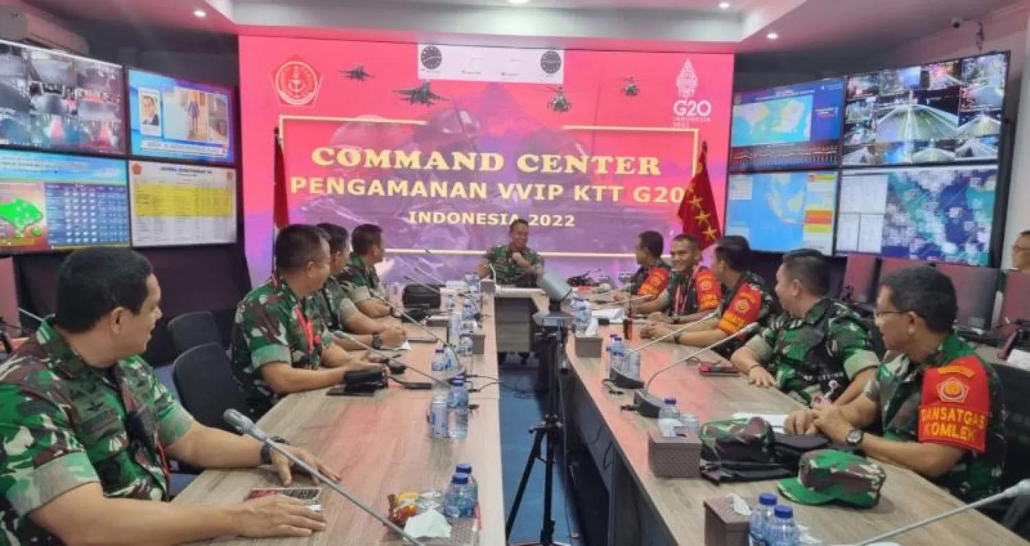 قائد القوات المسلحة الإندونيسية يترأس اجتماعا في غرفة العمليات الأمنية لقمة العشرين (الشرق الأوسط)