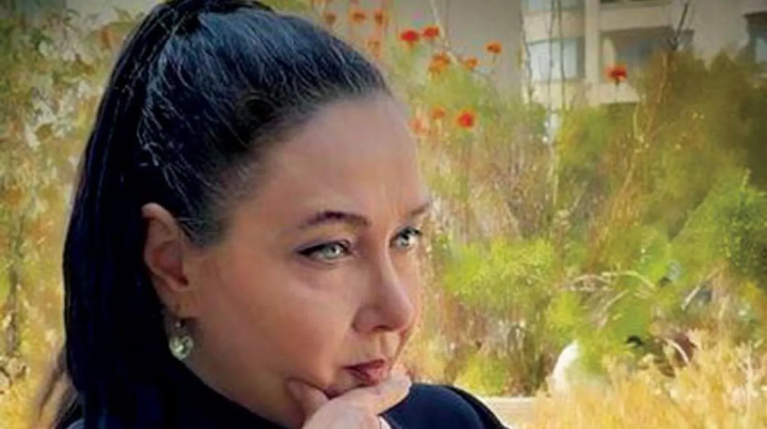 İranlı aktris Riyahi, geçtiğimiz Eylül ayında Instagram'da başörtüsüz bir fotoğrafını paylaştı