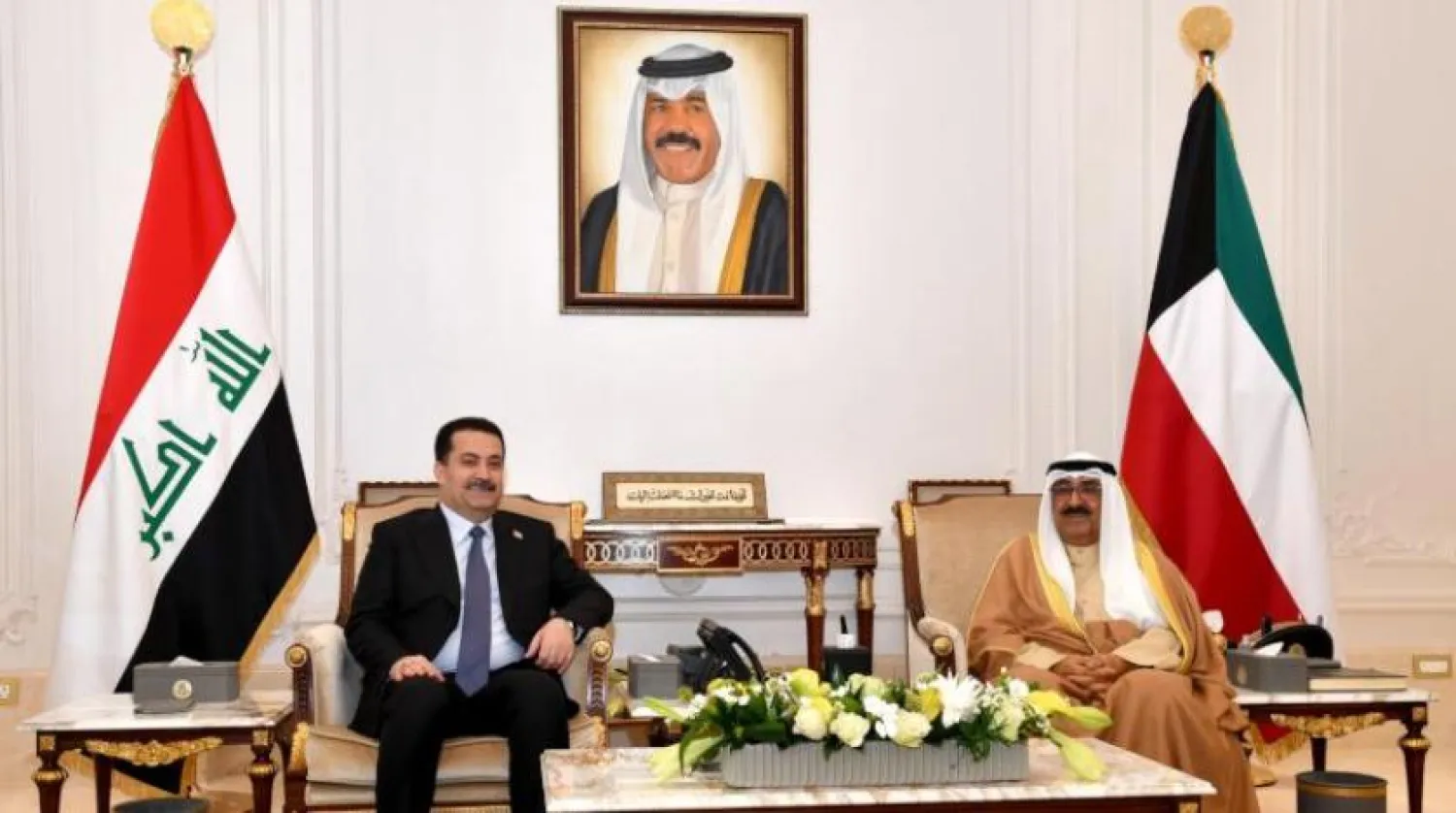 Kuveyt Veliaht Prensi Şeyh Meşal el-Ahmed el-Cabir es-Sabah ve Irak Başbakanı Muhammed Şiya es-Sudani (KUNA)