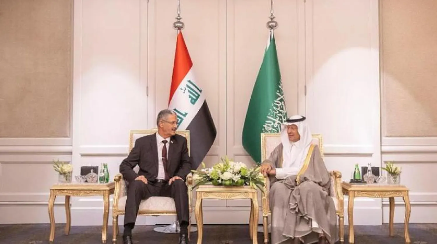 Saudi Energy Minister Prince Abdulaziz bin Salman and his Iraqi counterpart Hayan Abdel-Ghani meet on Thursday. (SPA)