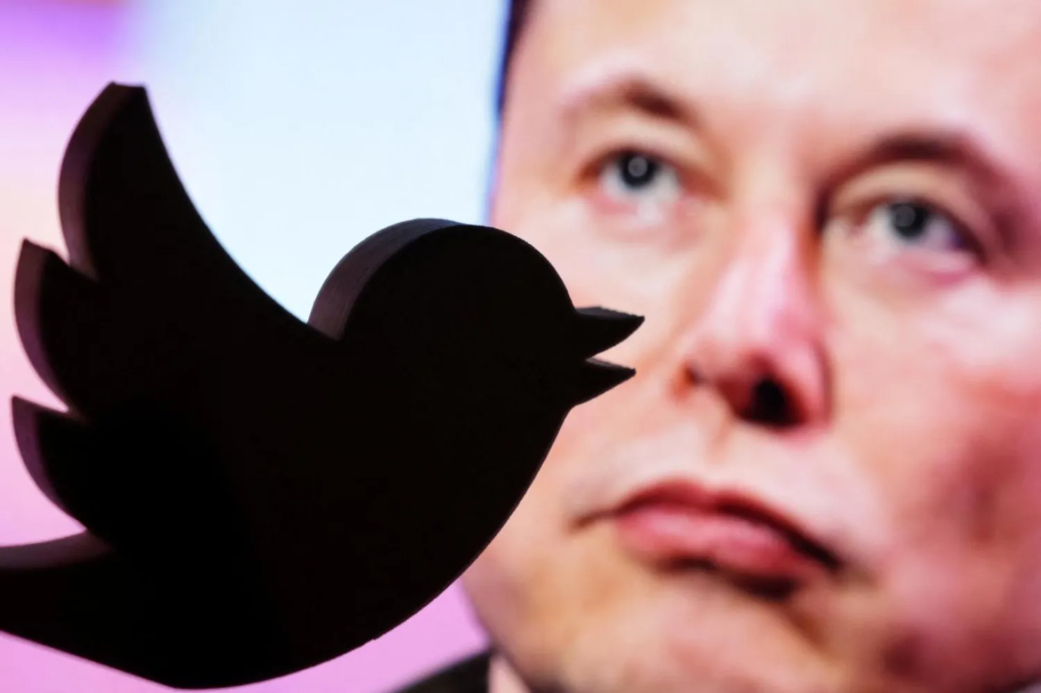 Elon Musk, 2006'da kurulan Twitter'ı 44 milyar dolara satın aldı (Reuters)

