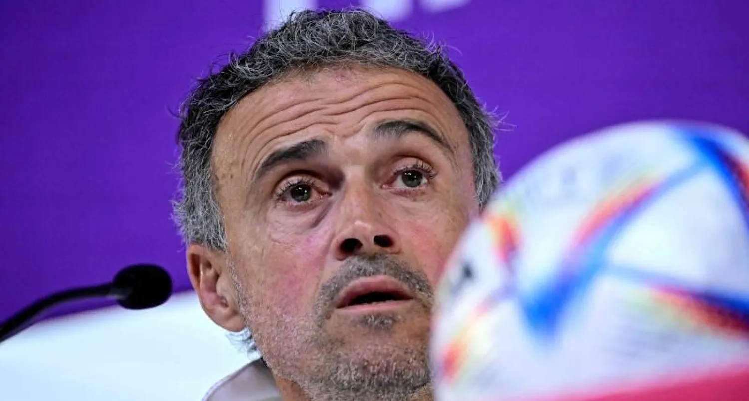 لويس إنريكي خلال المؤتمر الصحافي اليوم (أ.ف.ب)