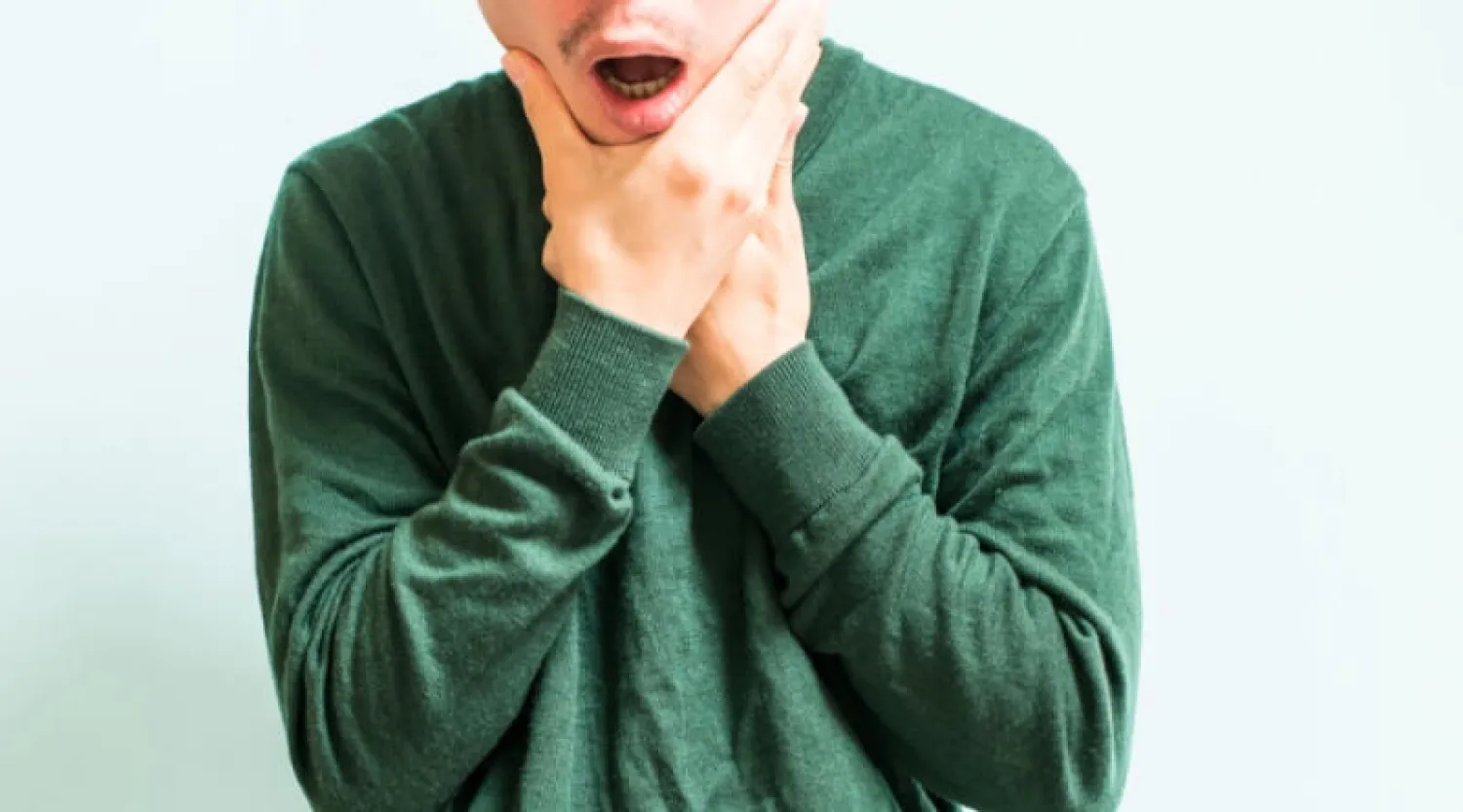 7 أسباب لألم الفك في الصباح... تعرّف عليها