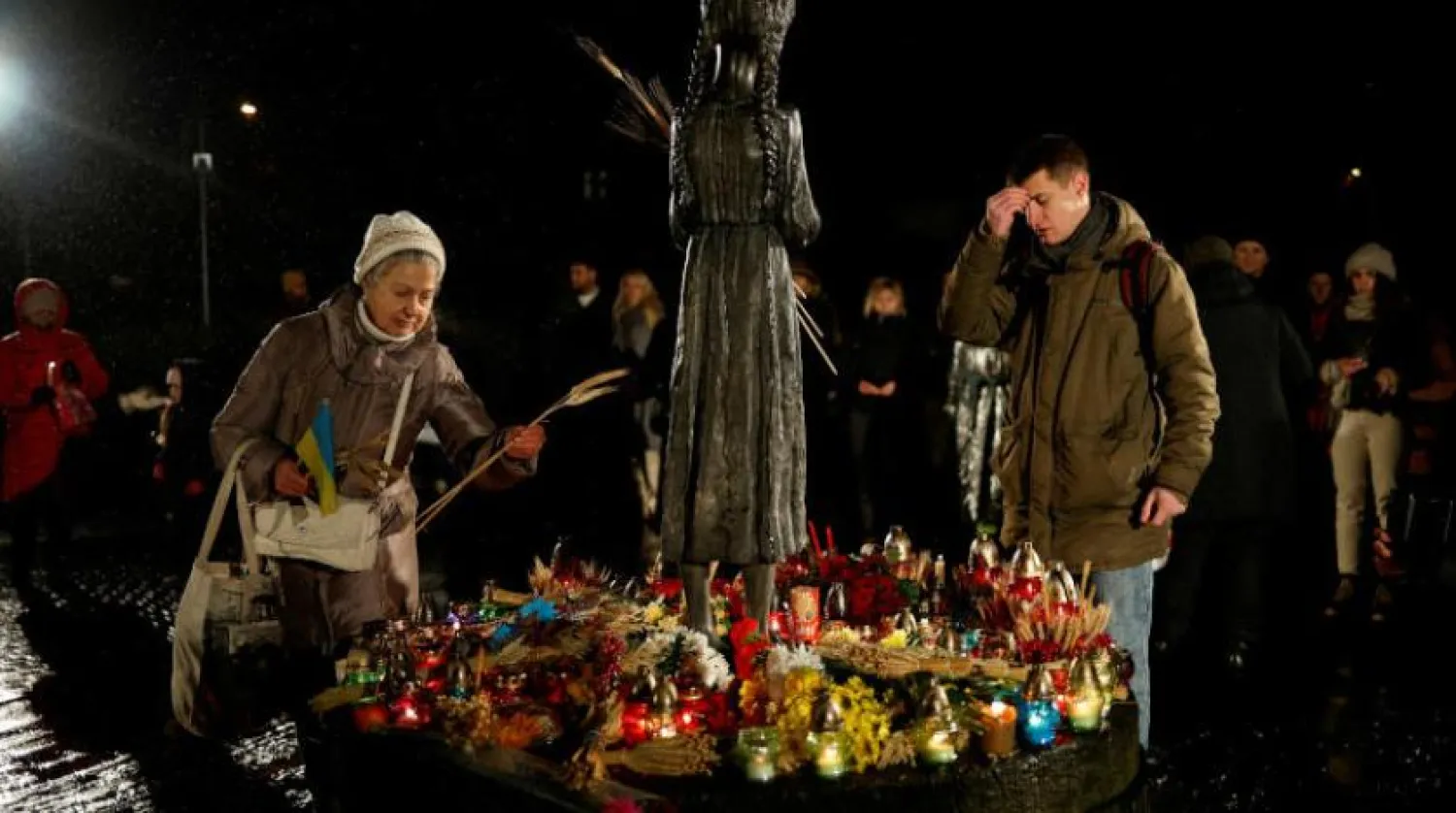Ukraynalılar, Kiev’de Holodomor kurbanlarını anıyor (Reuters)