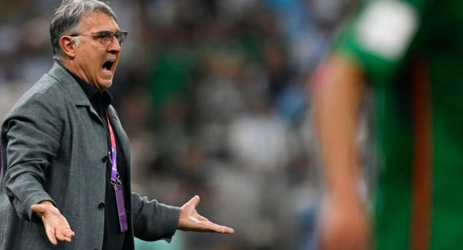 مارتينو كان غاضباً من الخسارة الأرجنتينية (أ.ف.ب)