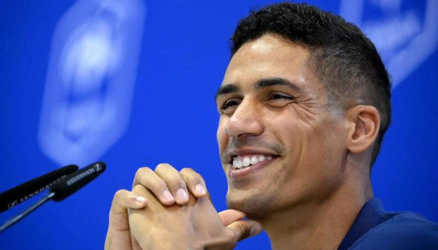 فاران تحدث لوسائل الإعلام في المؤتمر الصحافي (أ.ف.ب)