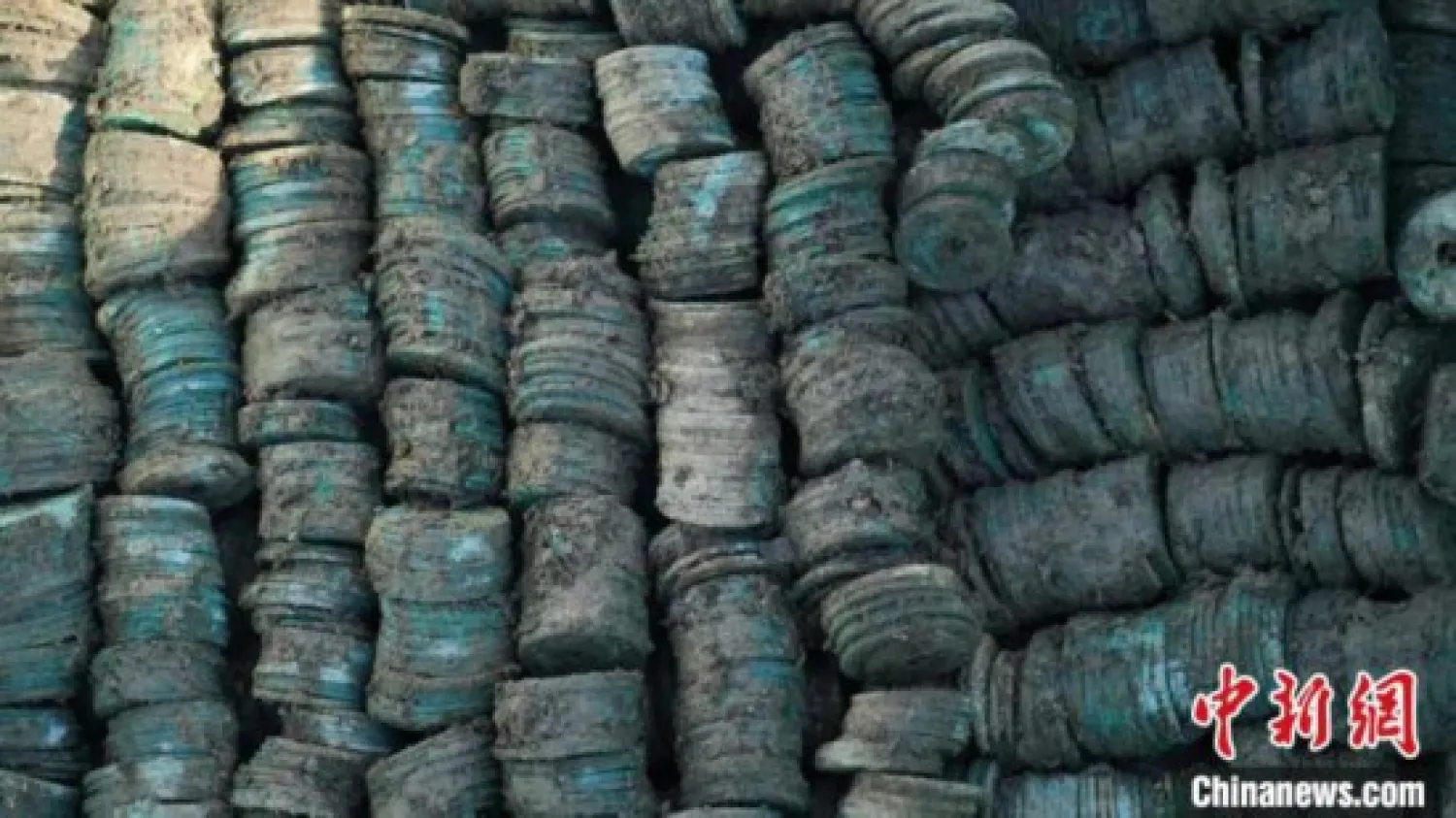 العثور على 1.5 طن من العملات القديمة بمقاطعة صينية