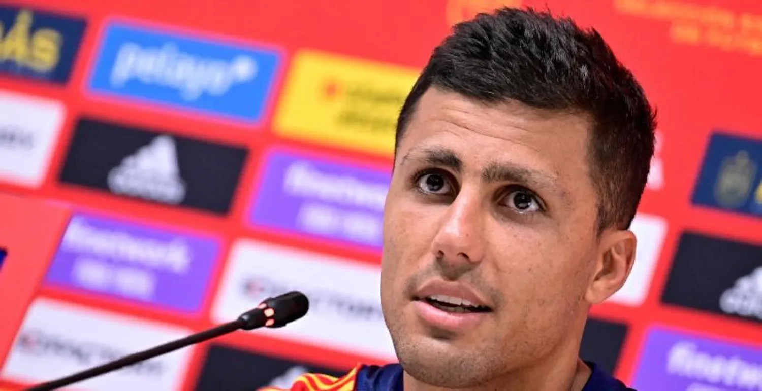 هرنانديز خلال المؤتمر الصحافي الخاص بمباراة المغرب (أ.ف.ب)