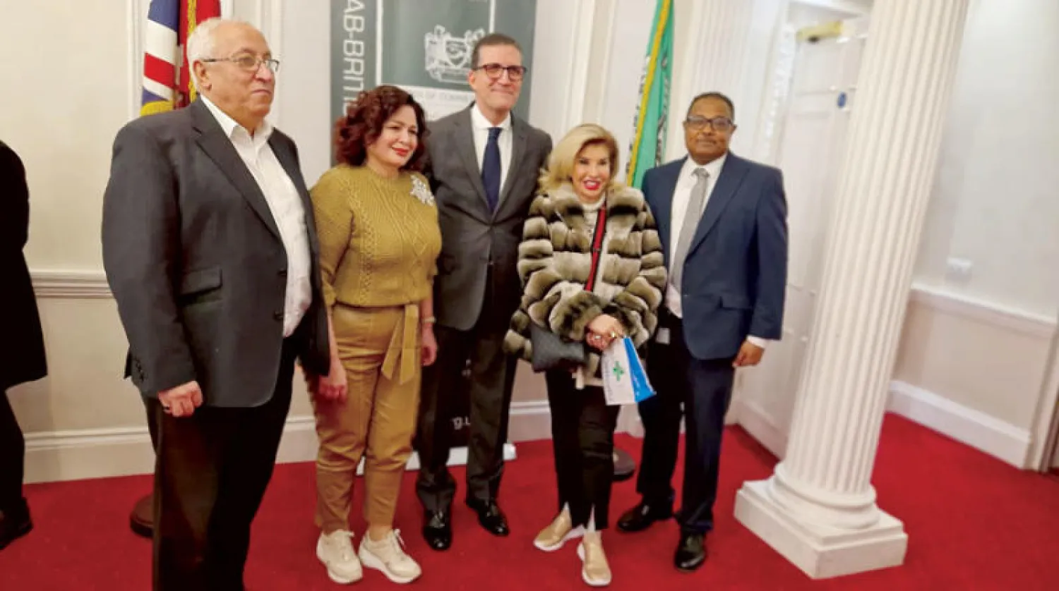 خالد علي وهالة سرحان وشريف كامل وإلهام شاهين وعبد السلام الإدريسي خلال الحفل (إدارة المهرجان)