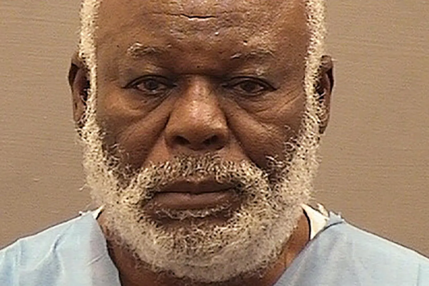 الليبي أبو عجيلة محمد مسعود (رويترز)