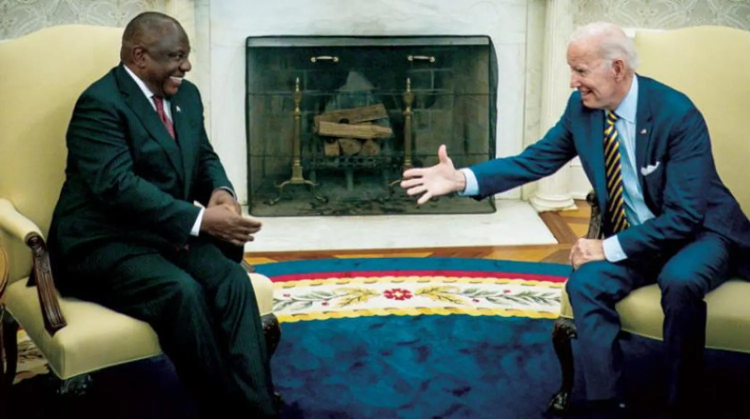 Biden ve Ramaphosa’nın 16 Eylül’deki görüşmesinden bir an (EPA)