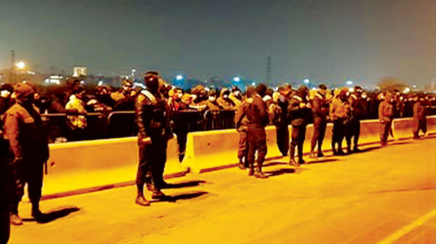 صورة نشرها موقع «ميزان» التابع للقضاء الإيراني لإعدام رهنورد أمام الملأ