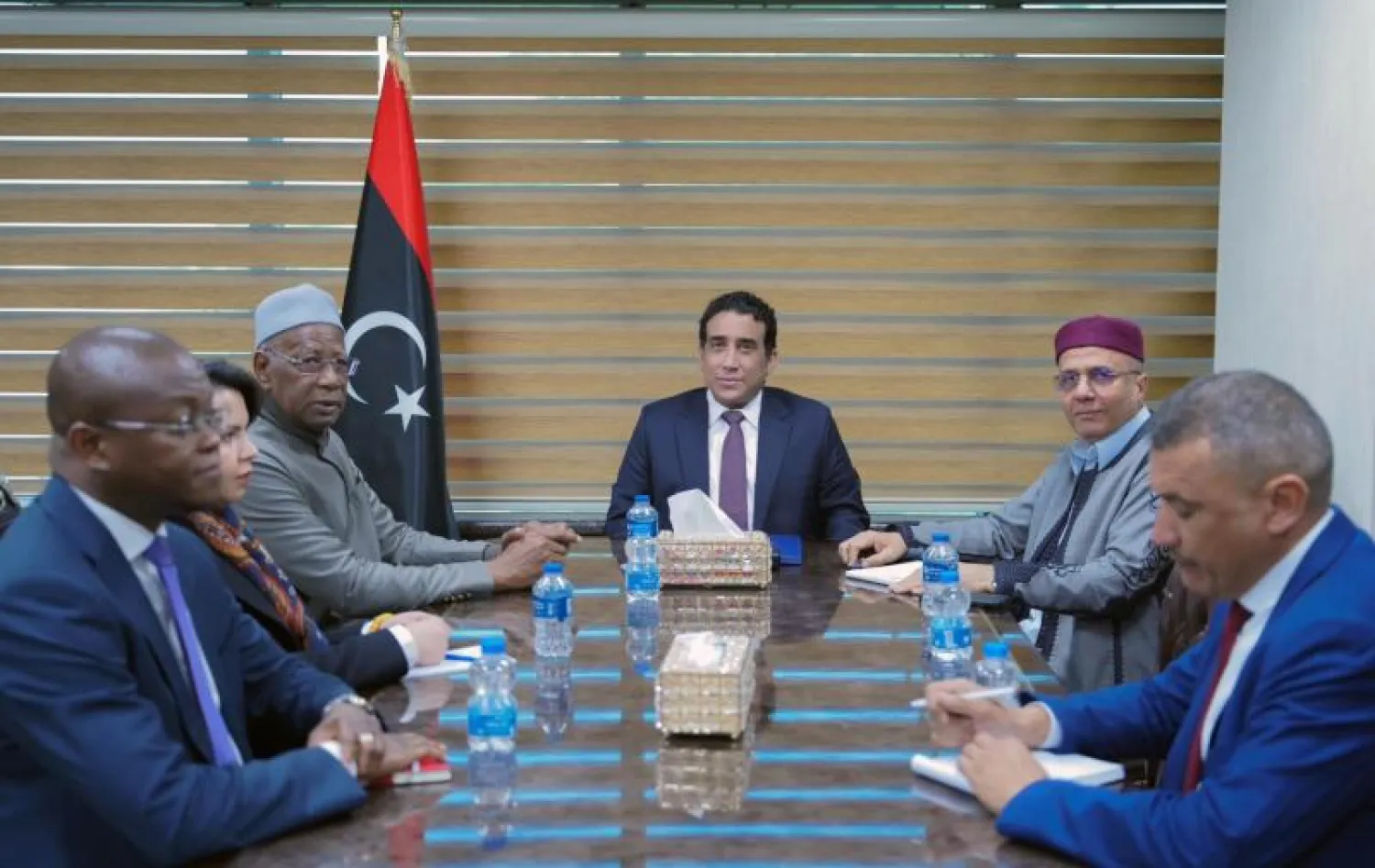لقاء سابق يجمع المنفي والمبعوث الأممي لدى ليبيا عبد الله باتيلي (المجلس الرئاسي)