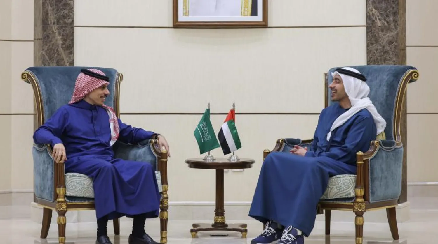 Saudi Foreign Minister Prince Faisal bin Farhan bin Abdullah and his UAE counterpart Sheikh Abdullah bin Zayed Al Nahyan meet in Abu Dhabi. (SPA)