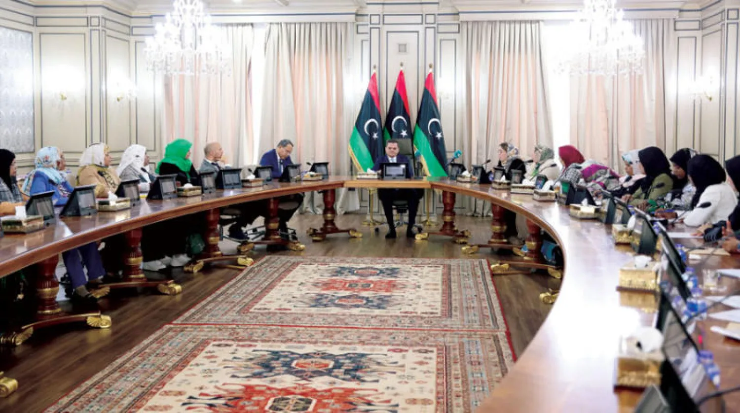 جانب من اجتماع الدبيبة في طرابلس مع أعضاء المجالس البلدية للمنطقة الجنوبية (الوحدة)