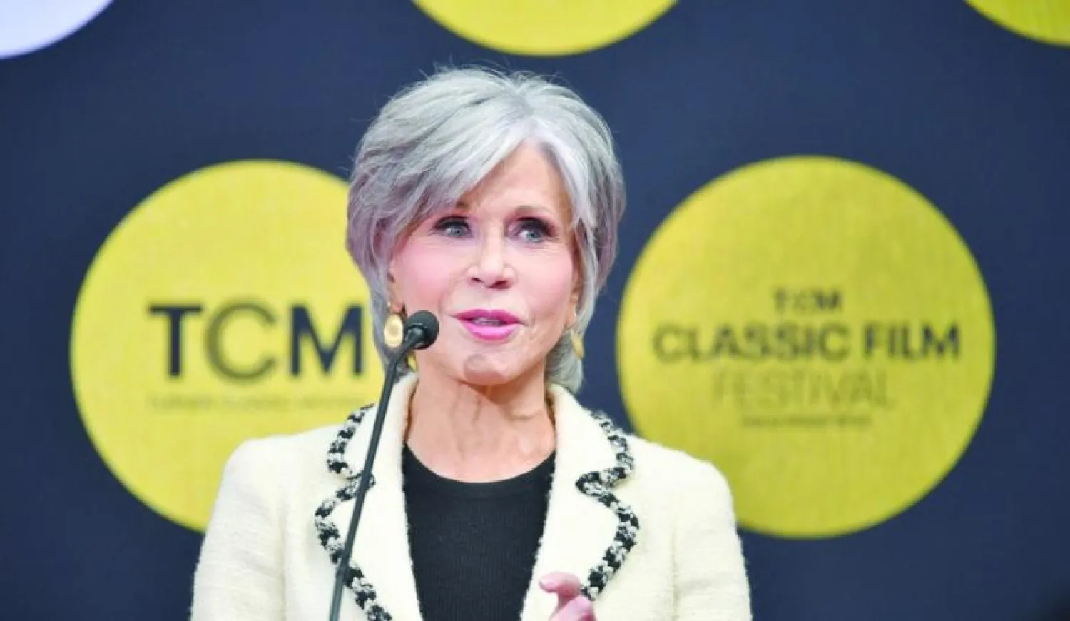 جين فوندا في صورة ترجع لشهر أبريل من العام الحالي (أ.ف.ب)