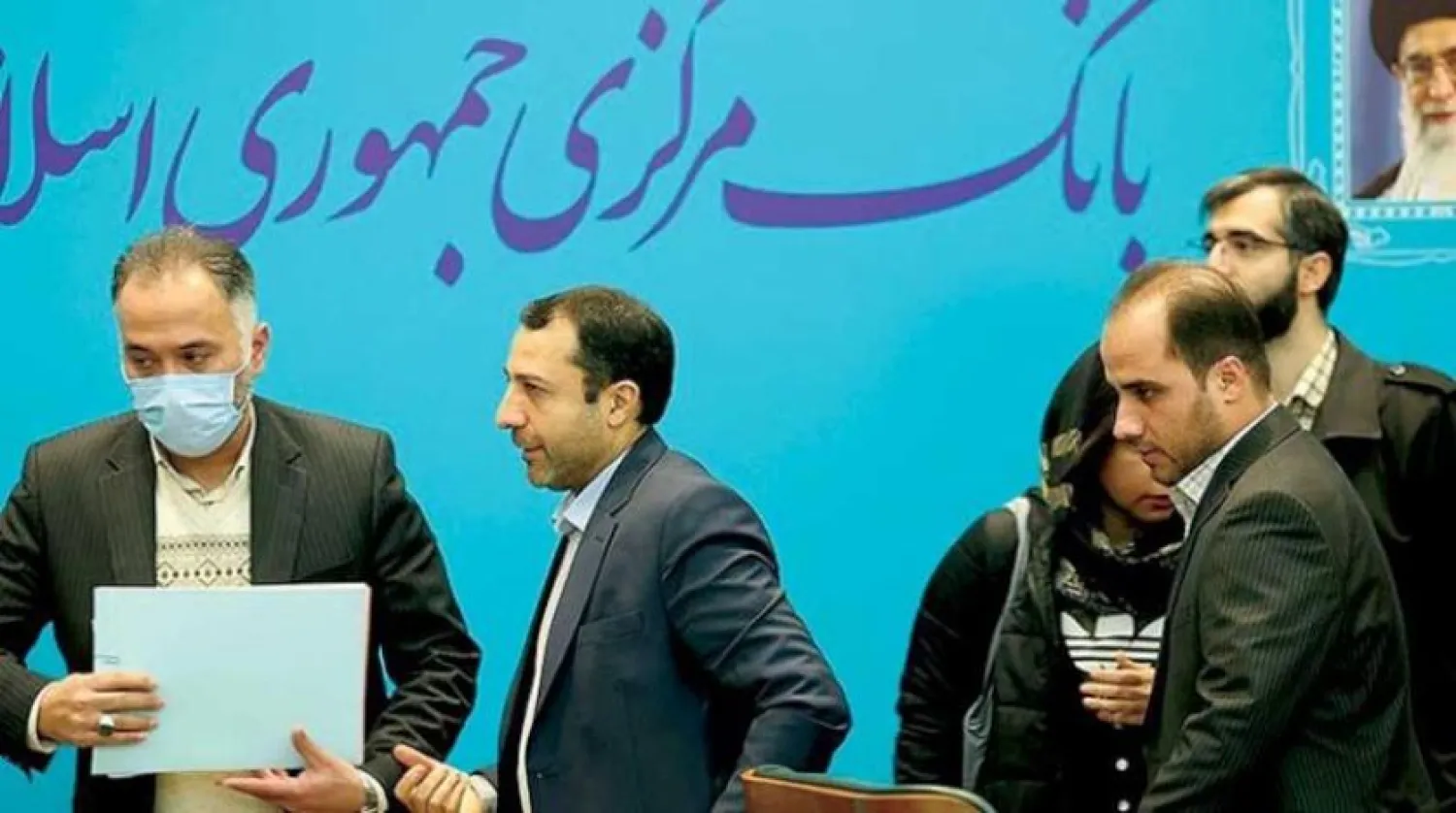 İran Merkez Bankası Başkanı dün Tahran'da bir basın toplantısı düzenledi (Tasnim)