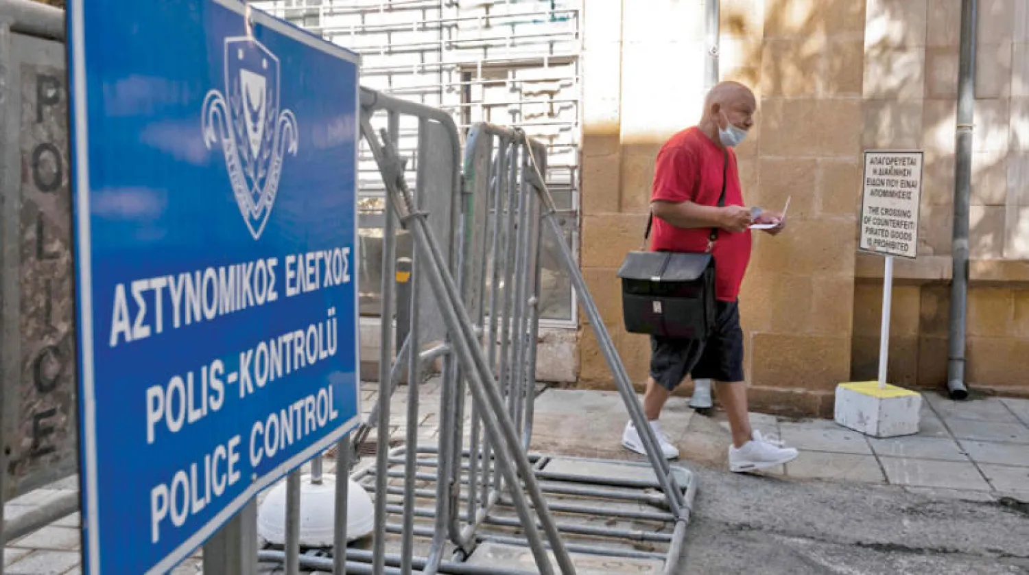 لا تعترف تركيا بحكومة قبرص، العضو بالاتحاد الأوروبي، وفشلت محاولات للوساطة بينهما (أ.ف.ب)