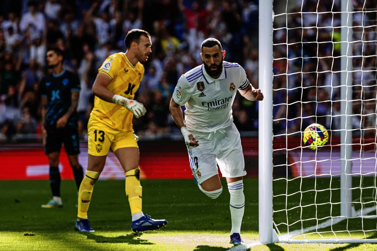 بنزيمة  (اب)
