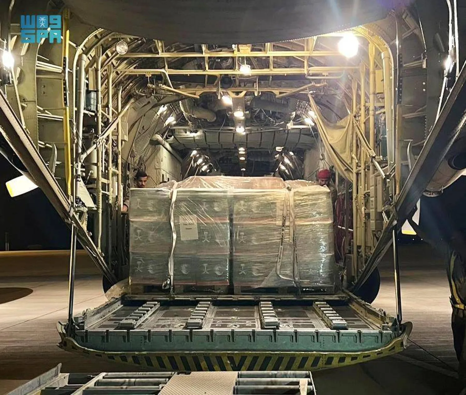 المساعدات السعودية تصل مطار بورتسودان الدولي (واس)