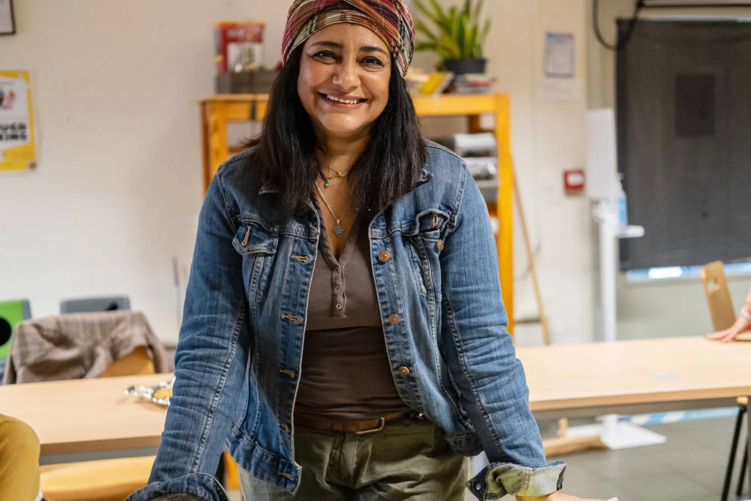 الفنانة التشكيلية سحر زهير (خاص الفنانة)