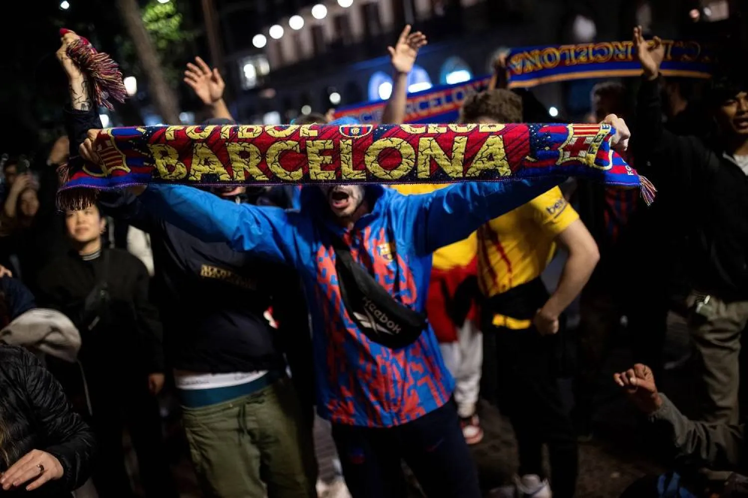 14 May 2023, Spain, Barcelona: FC Barcelona fans celebrate the 27th Spanish La Liga league title after defeating RCD Espanyol, at La Rambla de Canaletas. (dpa) 