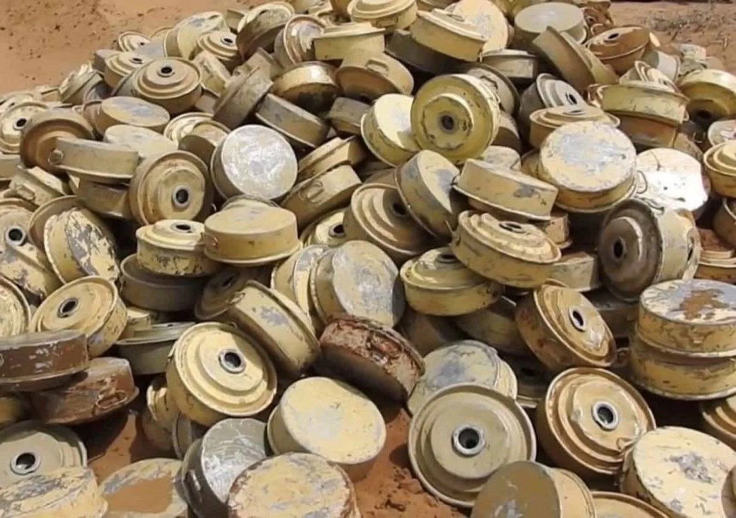 Mines planed by Houthis in Yemen - SABA/File Photo