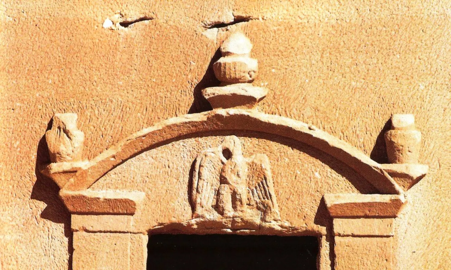 واجهة القبر 39 