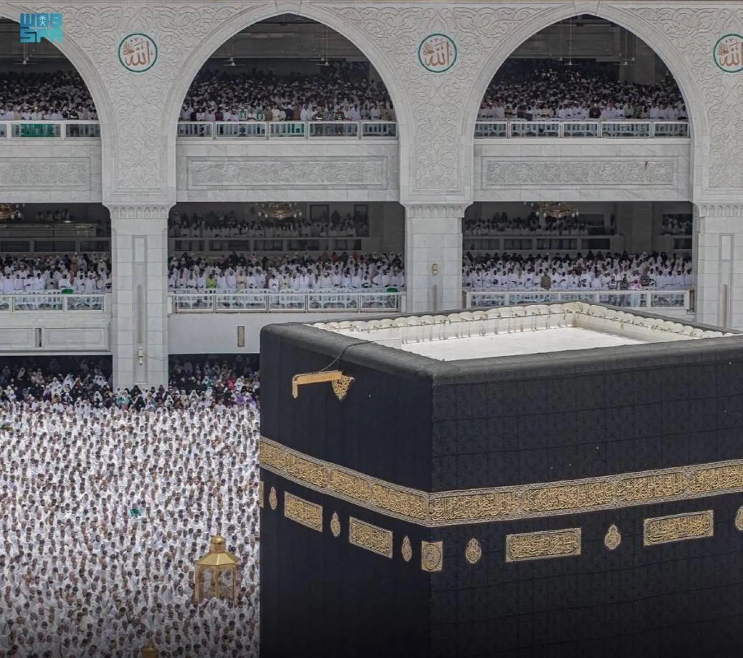 الرواق السعودي يتضمن مشروع توسعة المطاف خلف الرواق العباسي ويحيط به وبصحن الكعبة المشرفة (واس)