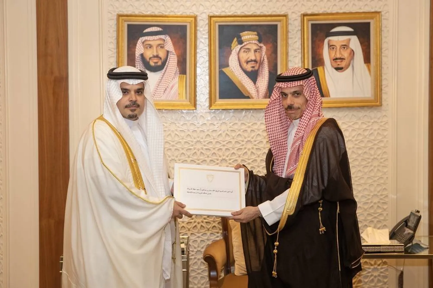 Saudi Foreign Minister Prince Faisal bin Farhan bin Abdullah meets with Bahrain’s Ambassador to the Kingdom Sheikh Ali bin Abdulrahman Al Khalifa in Riyadh. (SPA) 