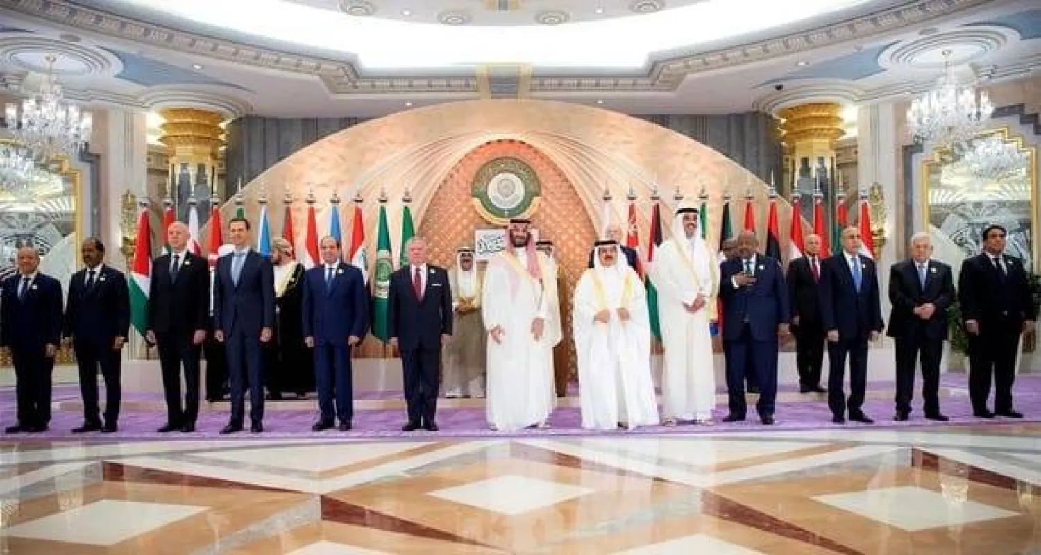 القمة العربية أعلنت دعم حل سياسي للأزمة اليمنية وفق المرجعيات الثلاث (رويترز)