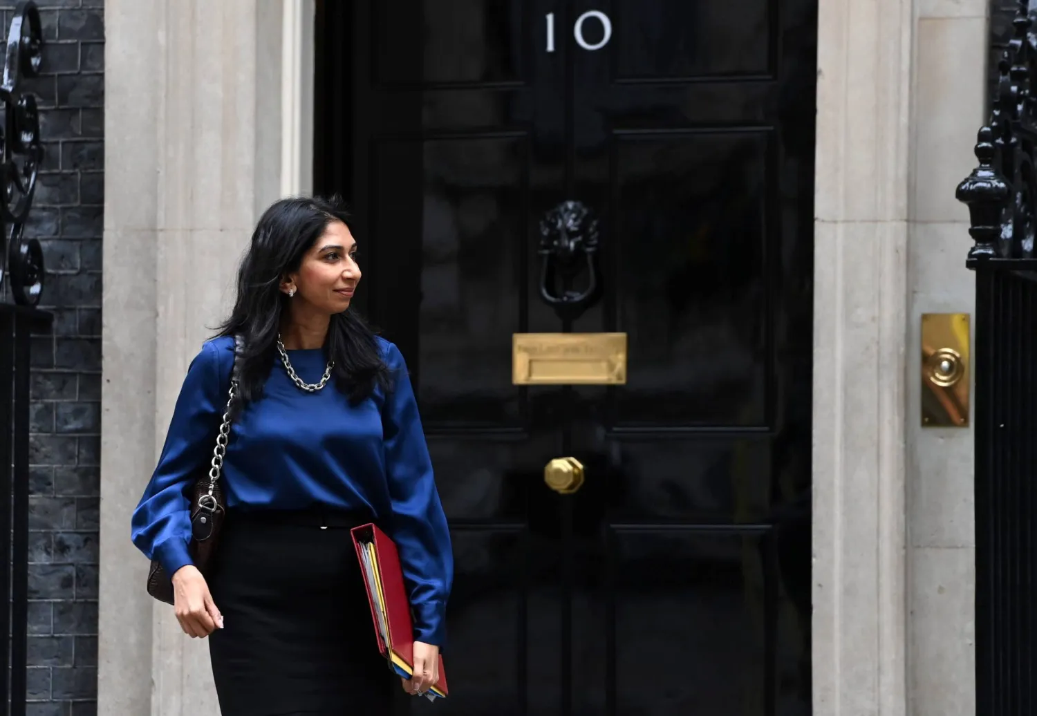 وزيرة الداخلية البريطانية سويلا برافرمان (إ.ب.أ)