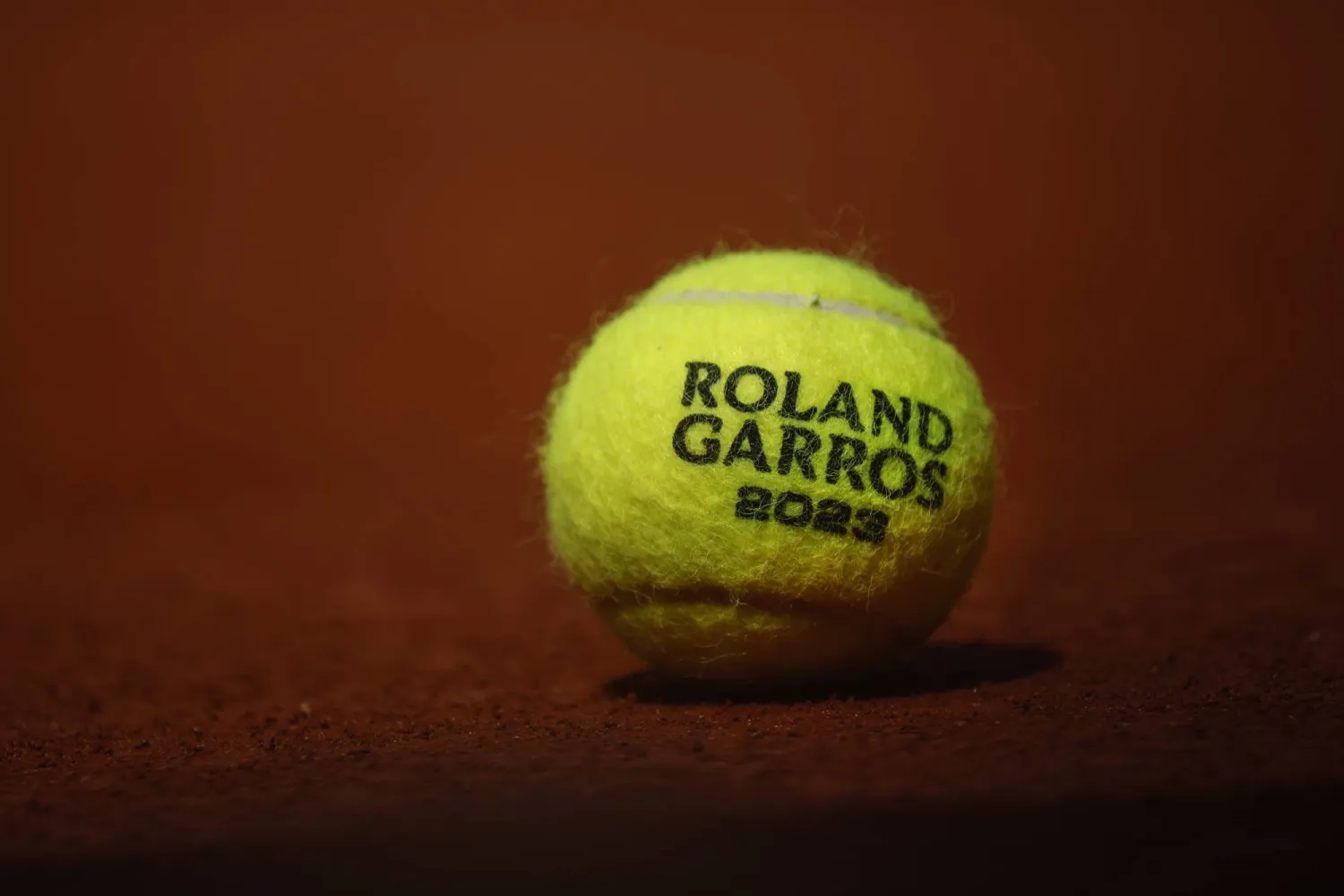 أربعون سنة مرت على آخر تتويج فرنسي في فئة الرجال في بطولة رولان غاروس (إ.ب.أ)